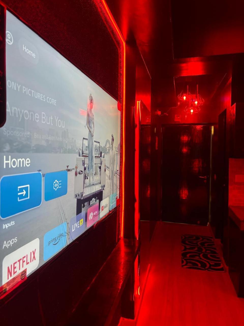 Dolphin Inn & Suites Manhattan 勒克瑙 外观 照片